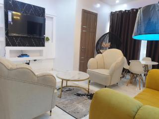 Chelsea Apartment - 2