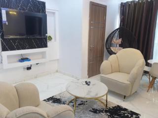 Chelsea Apartment - 1