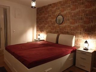 Apartment Industry, exklusive Boutique-Ferienwohnung mit Loggia, zentral in Freilassing, 10 Minuten von Salzburg - 3