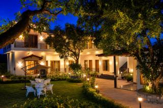 Gauri Hayat Corbett Retreat - 6