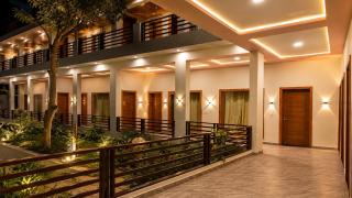 Gauri Hayat Corbett Retreat - 4
