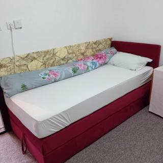 Kuca za prespavati - 1