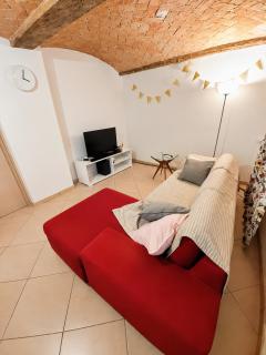 Walk to Enzo Ferrari Museum Free Parking Sleeps 3 - 0