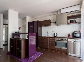 Six Corners Mystic Corner City View Balcony Apartment - Pécs - 4