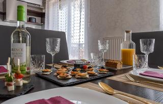 Six Corners Mystic Corner City View Balcony Apartment - Pécs - 3