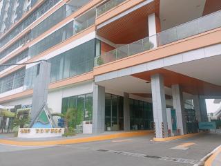 ARC TOWER 1 Condominium 22 - 1