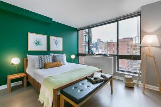 Theater District 1BR w Amazing views Gym NYC-76 - 4