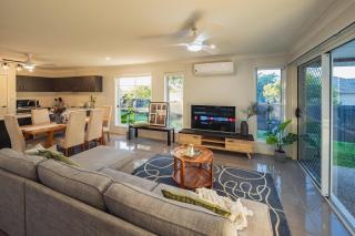 Nora Poolhouse, Peaceful Stay near all Essentials - 9