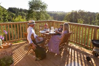 Yurtshire Eavestone Lake - Beech - 9