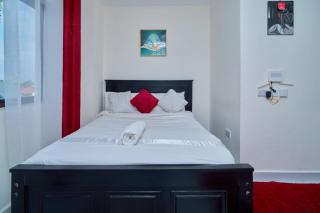 Zuu Comfort Stays - 0