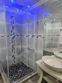 Lavish Place of Comfort - 1