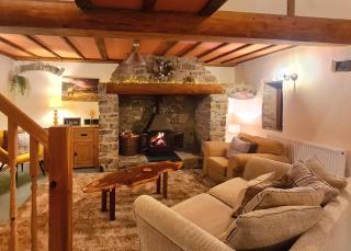 Garnffrwd Cottages - 2