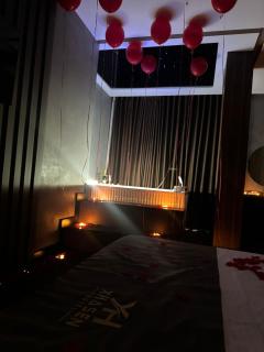 Xhasen Hotel & Café - 1