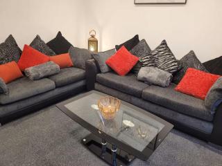 Broadlands House 3 Bed home - 6