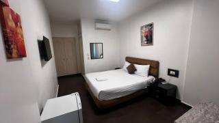 Le Marly Hotel - 6