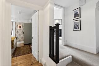 Gorgeous apartment with peaceful private garden - 6