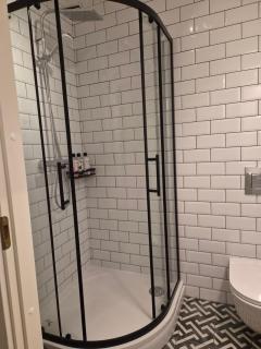 Cosy Lake Studio l Self Check-in & Free Parking - 7
