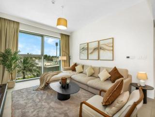 Infinity Pool Walk to Burj Khalifa Downtown 1BR - 9