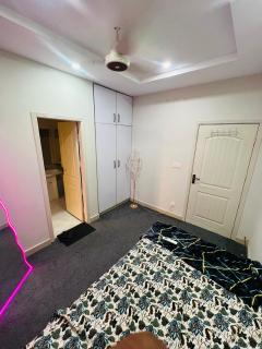 Royal Stays 2Bed Cozy Apartment - 4