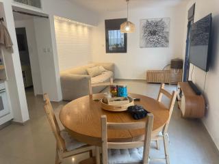 Mamad Lovely 2 BR with sweet Yard with Hot tub & BBQ - 3