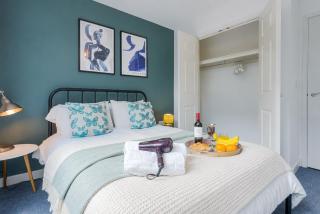 City Centre Apartment • Free Parking • Smart TV • Fast Wifi • Yoko Property - 7