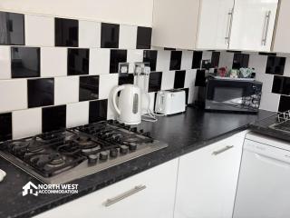 Warrington 3-Bedroom House Near Birchwood & Omega - 4
