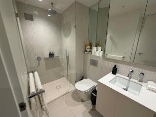 Level 41 Melbourne Square Skyline Suite - 8