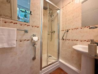 Contractor monthly stay 4BD sleeps 7 x3 parking - 7