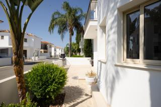 Paez Villa - Private Pool - 3BR - Walk to Beach - Pernera Protaras - 3