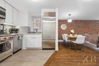 Prime UES Newly Renovated Luxury 2BR Central Park - 6