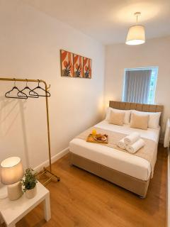 Cosy Cardiff Home | Central & Comfortable - 6