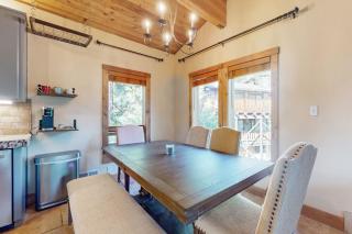 Beautiful home with private pool table spacious deck & pool access - 6
