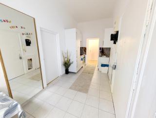 Comfortable 3BR Apartment next to Wiener Stadthalle G4 - 1