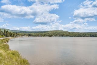 Seymour Lake Across St! Scenic Home w/ Hot Tub - 9