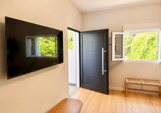 Banana Bungalow, Tranquil Escape Near Funchal - 1