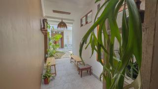 Spacious 5BR in Central Keraton - Kamudi Keraton - 4
