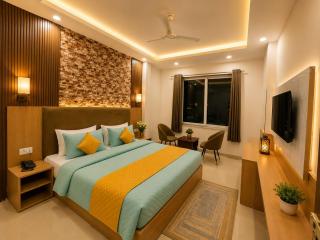 Hotel The Palm Bless A Luxury Hotel - 8