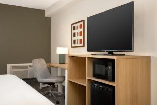 Spark by Hilton Edmundston - 8