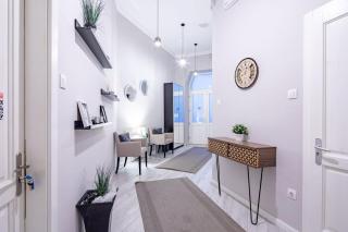 Very Central - Comfy - Design Studio - 6