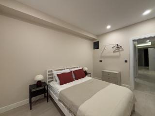 Elegant 2BR Residence in Şişli Modern Living - 7