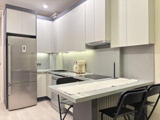 Elegant 2BR Residence in Şişli Modern Living - 2