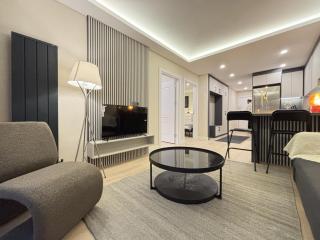Stylish 2-BR Residence in Nişantaşı - 2
