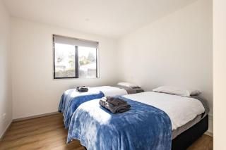 Two Houses in Price of One Dickson Big Stay!! - 6