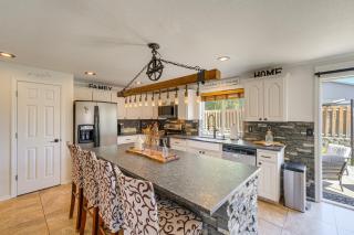 5BR Home Near Breweries Wineries Weddings and More - 9