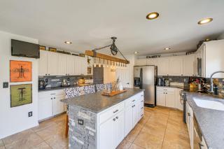 5BR Home Near Breweries Wineries Weddings and More - 2
