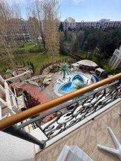 Sweet Homes 6 Sunny 2 Bedroom Apartment - 3