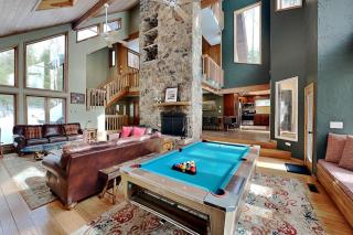 Shoreline Chateau - 1