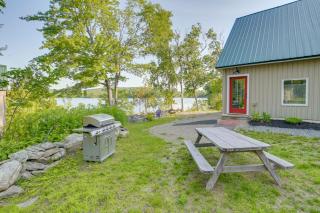 Lakefront Bucksport Home w/ Fire Pit + Gas Grill! - 7