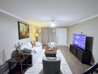 3BR Townhouse Perfect for Traveling professionals - 0