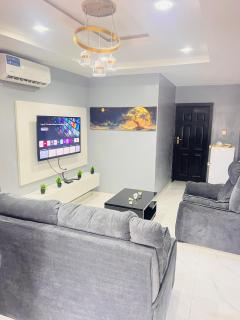 Oyejoke Guest house - 9